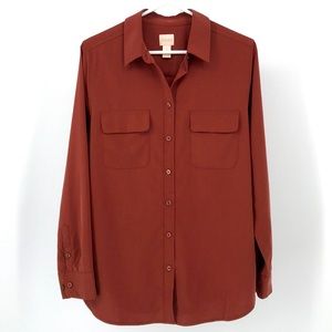 Chico’s size 1 blouse long sleeve button front